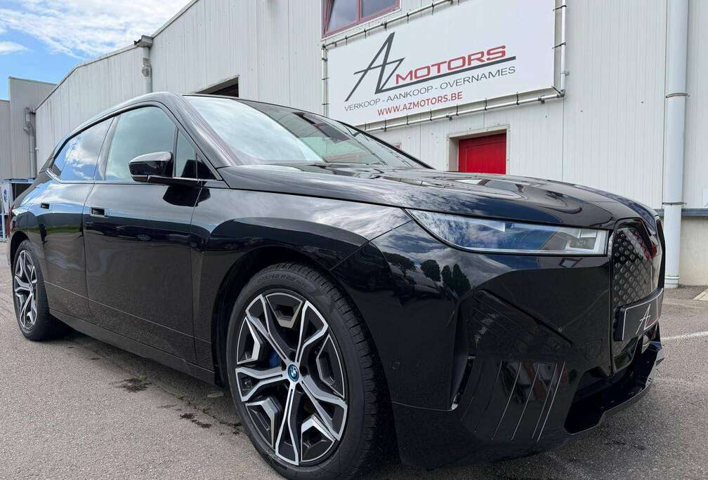 BMW 76.6 kWh xDrive40 Swarovski/Pano/H&K/22inch/Massage & Vent. Seats