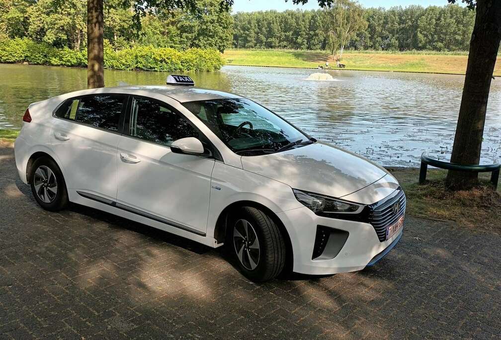 Hyundai HEV 1.6 GDi Executive ISG DCT