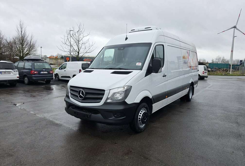 Mercedes-Benz 519 (Stock ID 63204)