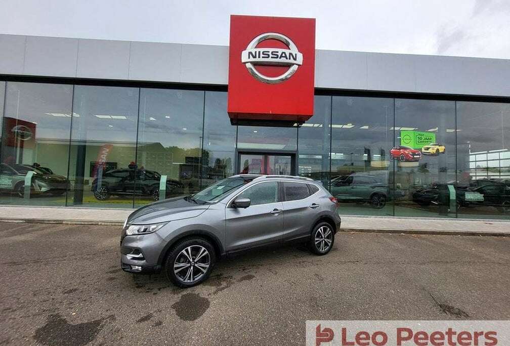 Nissan N-Connecta + Disign-pack