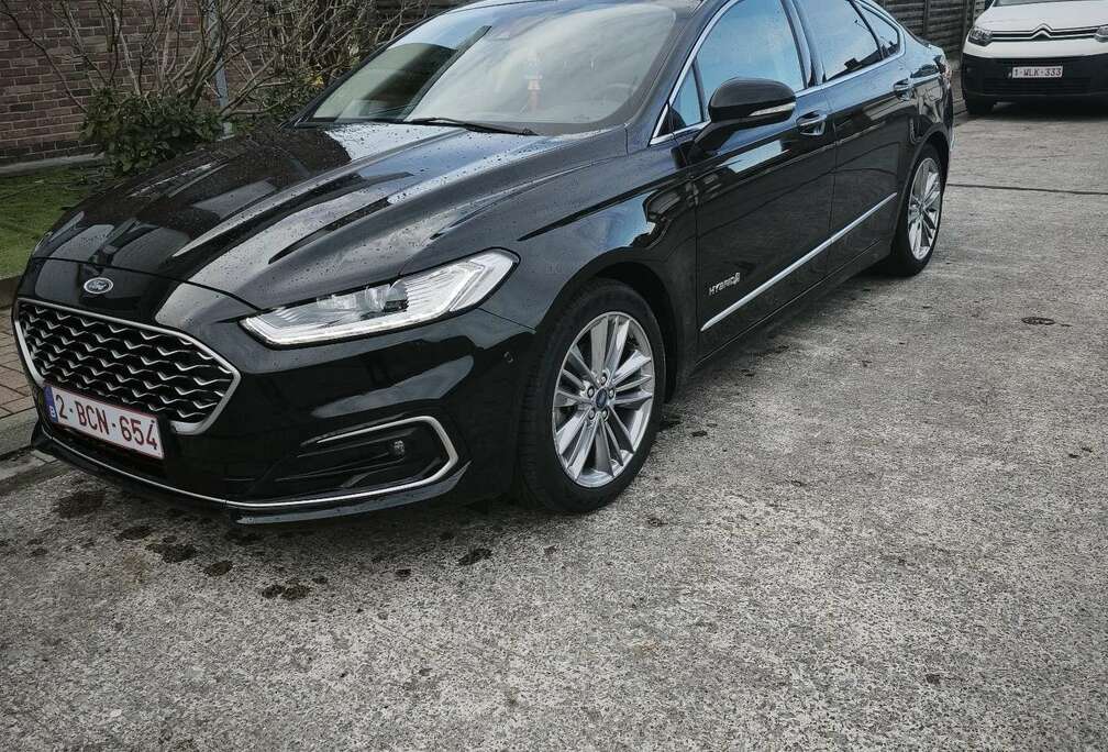 Ford 2.0 Hybrid Start-Stopp CVT Vignale