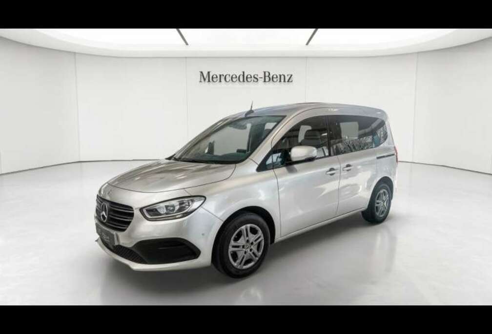 Mercedes-Benz SWB Dsl 180 d L1 Style