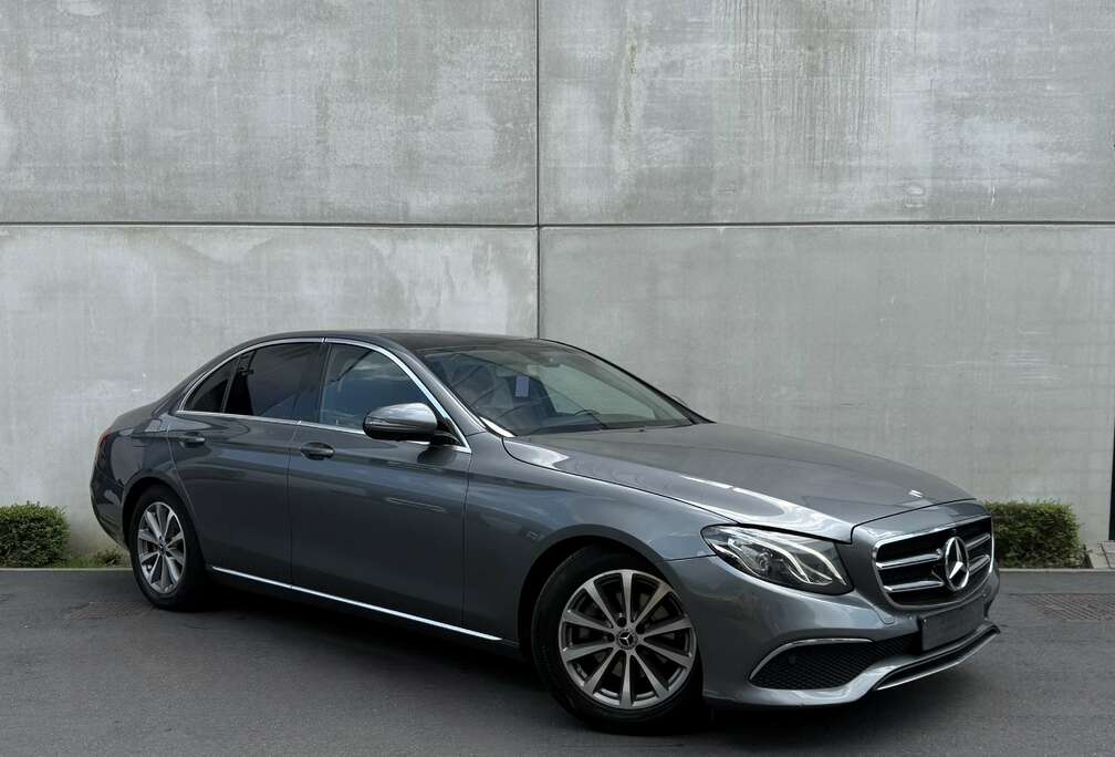 Mercedes-Benz BUSSINES SOLUTION*TOIT PANO*CUIR*AMBIENT LIGHT*EXP