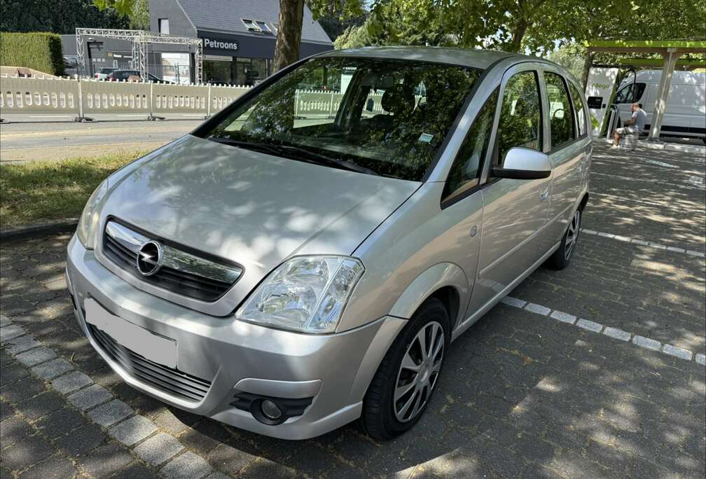 Opel 1.4i Prete a Immatriculé