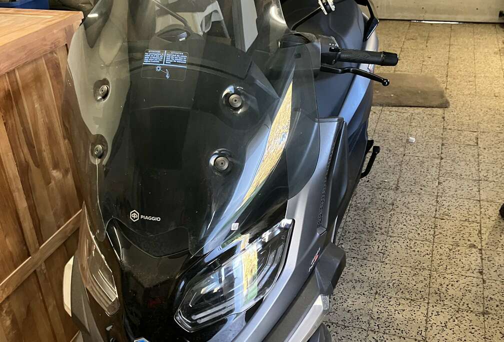 Piaggio Sport