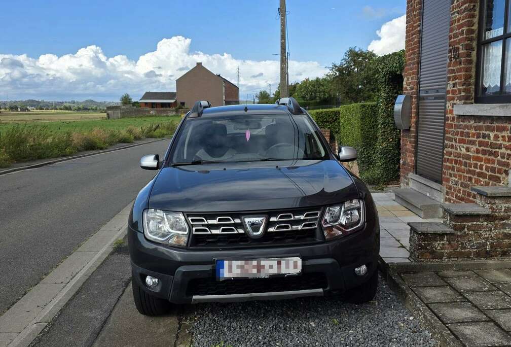 Dacia 1.6i 4x2 Liberty