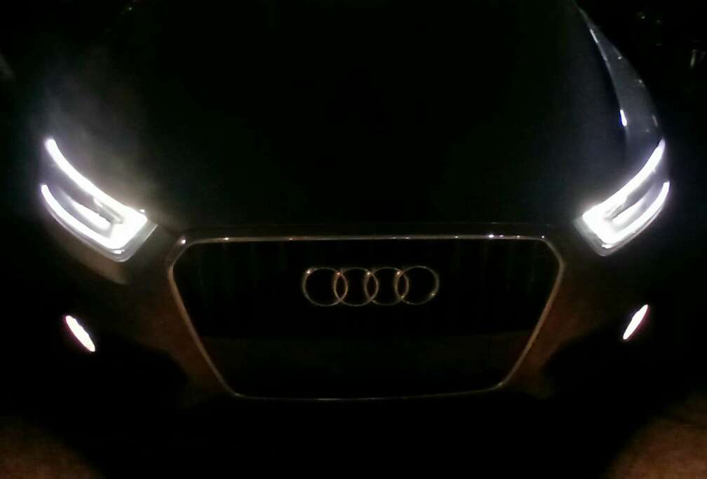 Audi Q3 2.0 TDi ultra CUiR GPS JA CAPTEURS