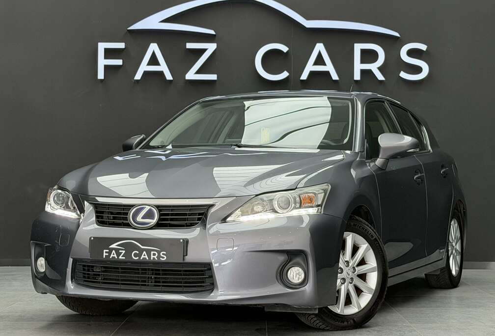 Lexus 1.8i Comfort Line * CAMERA + JANTES + GARANTIE *