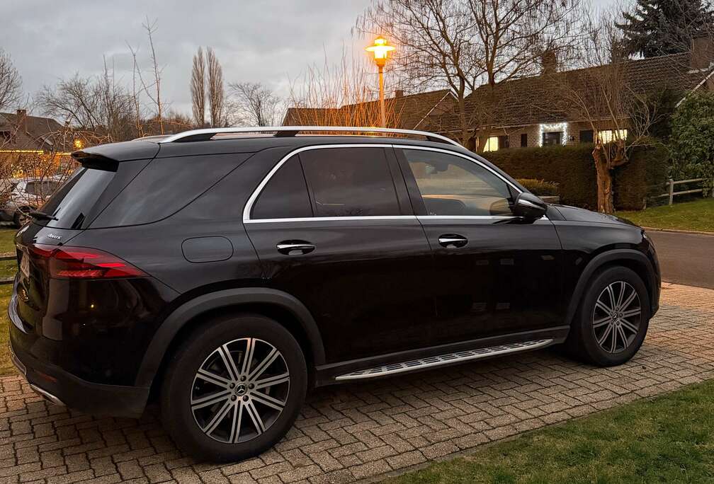 Mercedes-Benz de 4-Matic PHEV Luxury Line (245 kW)