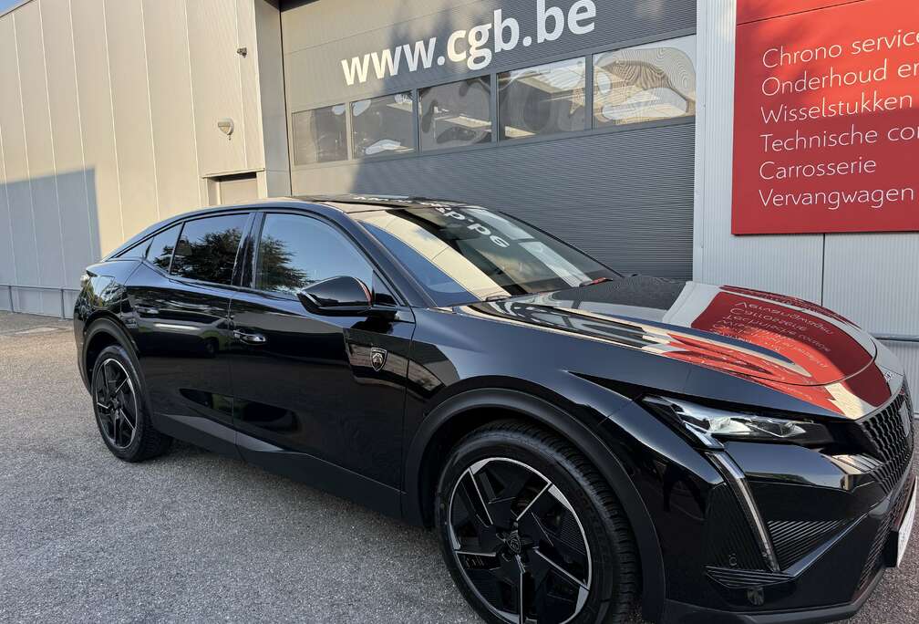 Peugeot 12 GT 130 EAT8 FULL OPTION