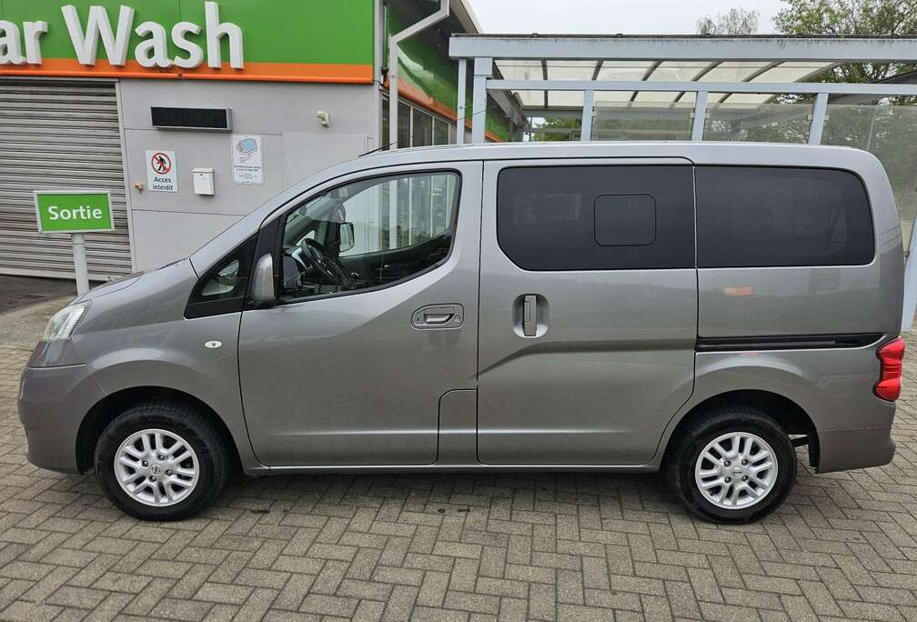 Nissan ,Camera aide stationnement, attache remorque,7 pl