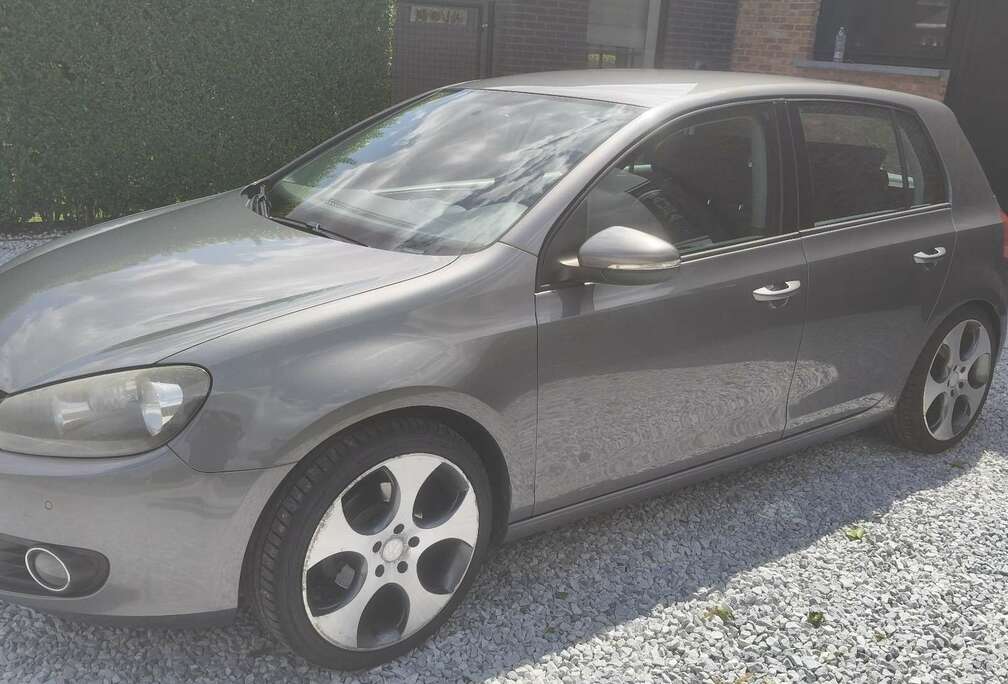 Volkswagen 1.6 CR TDi BlueMotion DPF
