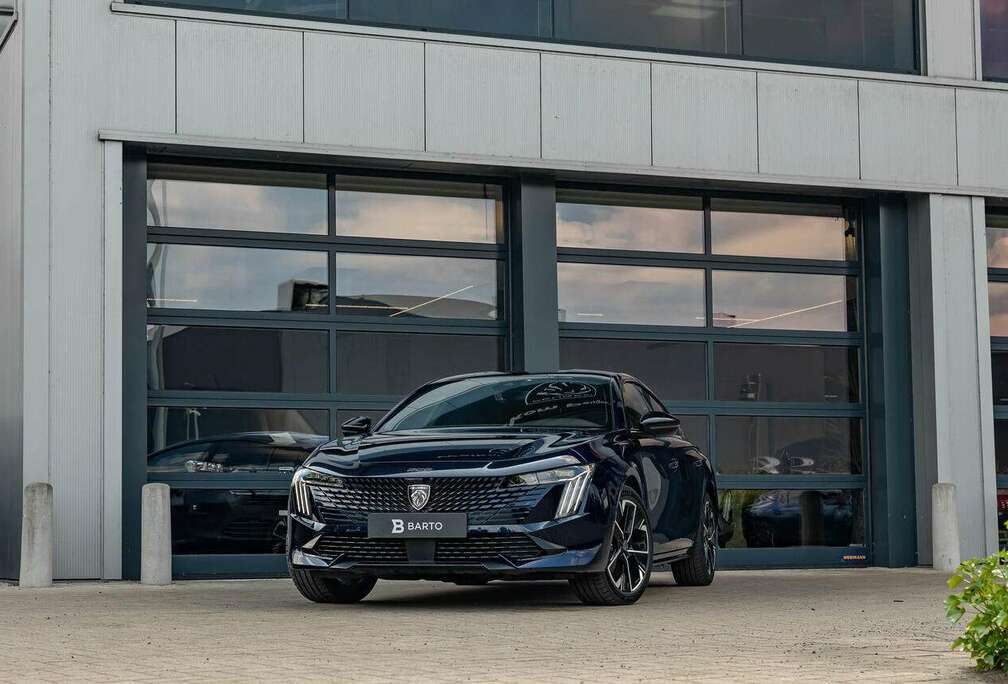 Peugeot GT  Plugin Hybrid 225 PK  360 camera  Alcan...