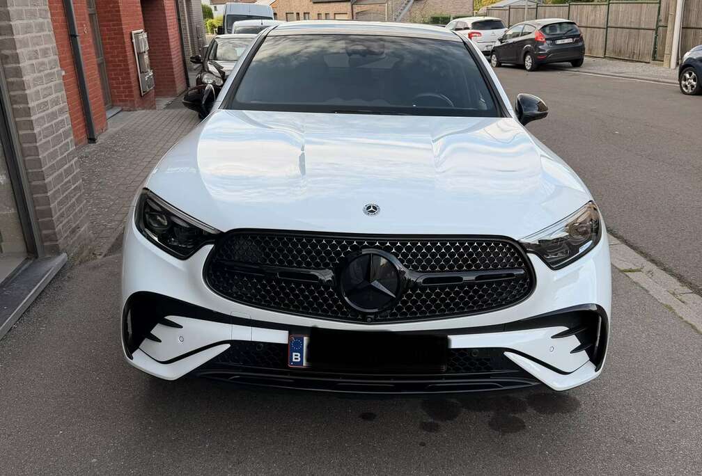 Mercedes-Benz Coupé d 4-Matic