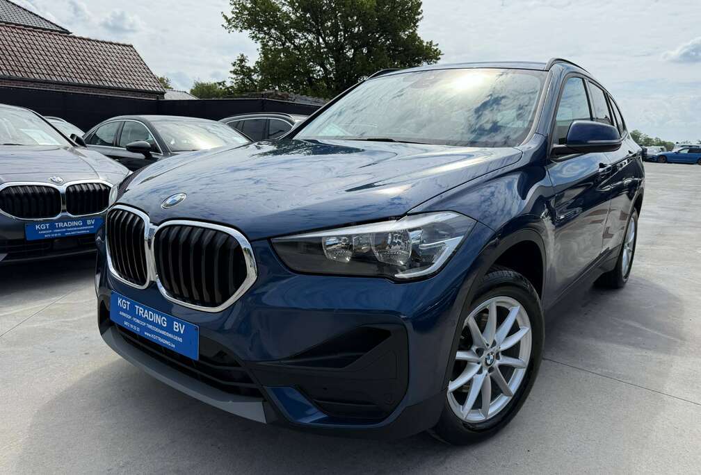 BMW 1.5i NAVIGATIE LEDER CAMERA HEAD-UP ZETELVERWARMING