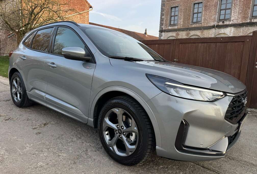 Ford FHEV 2.5 Duratec FWD ST-Line