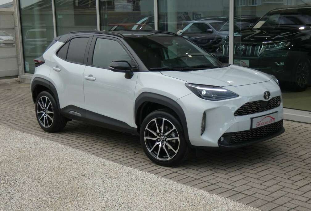 Toyota Hybrid GR SPORT +PANO +Head-up display +Dodehoek