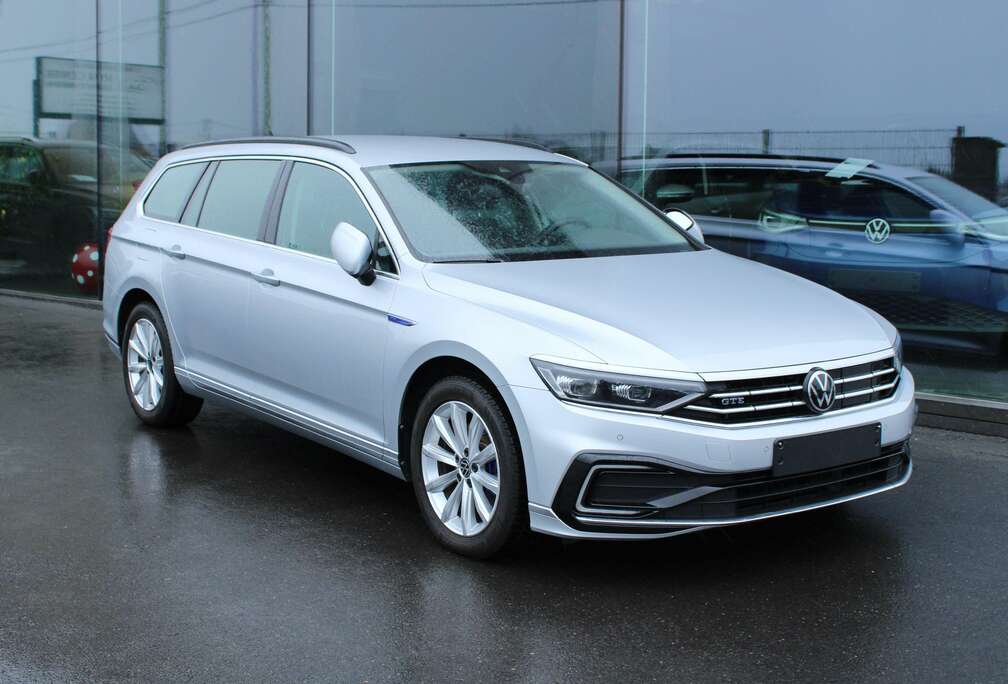 Volkswagen Passat SW GTE 1.4 TSI PHEV DSG-VEEL OPTIES-CAMERA