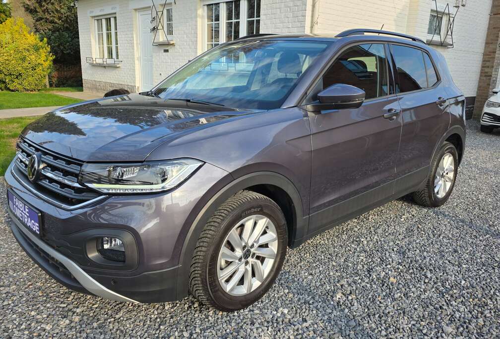 Volkswagen **1.0TSI/110CH/DSG/CARPLAY/CLIM/GARANTIE 12 MOIS**