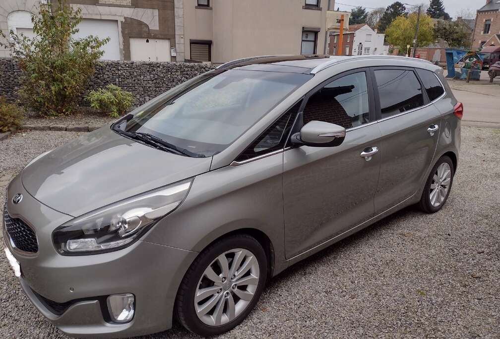 Kia Carens+1.7+CRDI+World+Edition+ISG+DCT