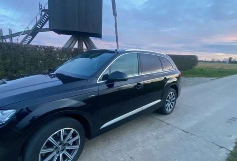 Audi Q7 e-tron 3.0 TDi V6 Quattro e-tron Tiptronic (275 kW)
