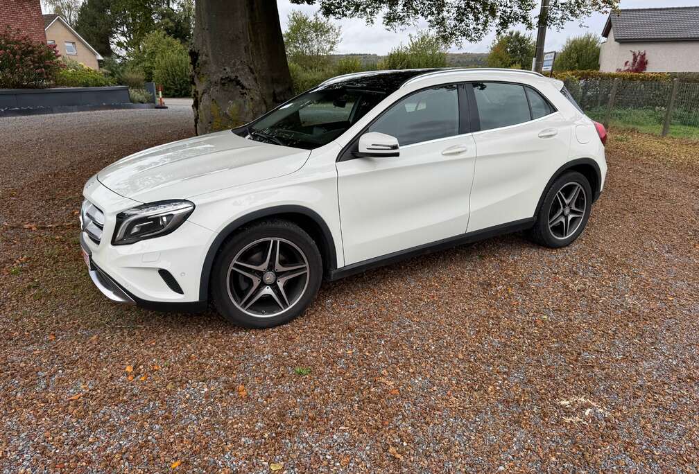 Mercedes-Benz GLA 180
