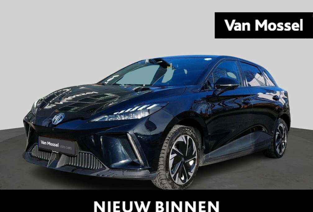 MG 64 kWh Luxury