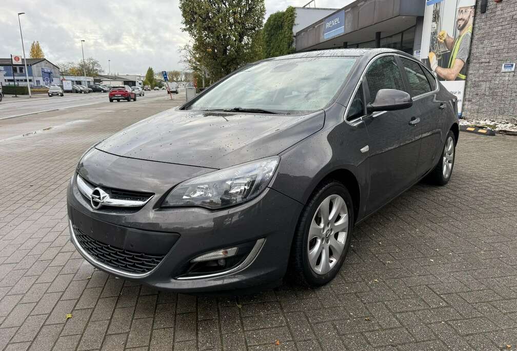 Opel Astra 1.4i Enjoy Active GARANTIE 1 AN/JAAR