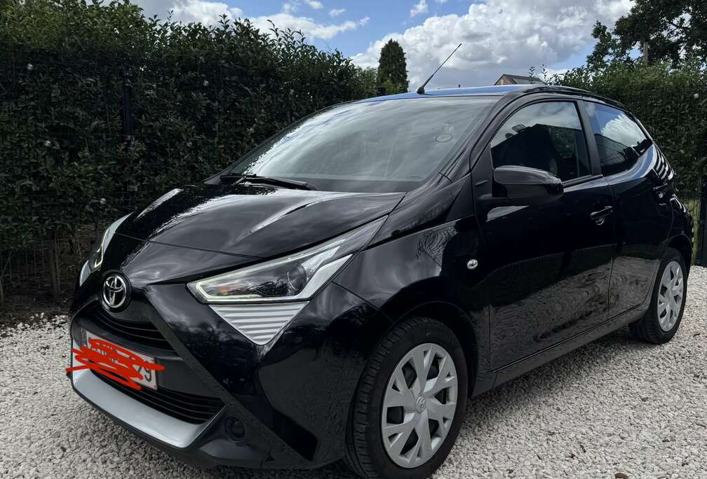 Toyota Aygo 1.0i VVT-i x-play II