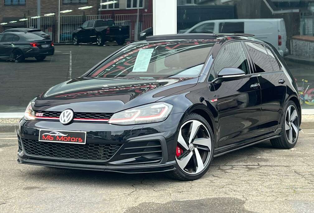 Volkswagen 2.0 TSI TCR DSG TOIT OUVR KEYLESS CARPLAY