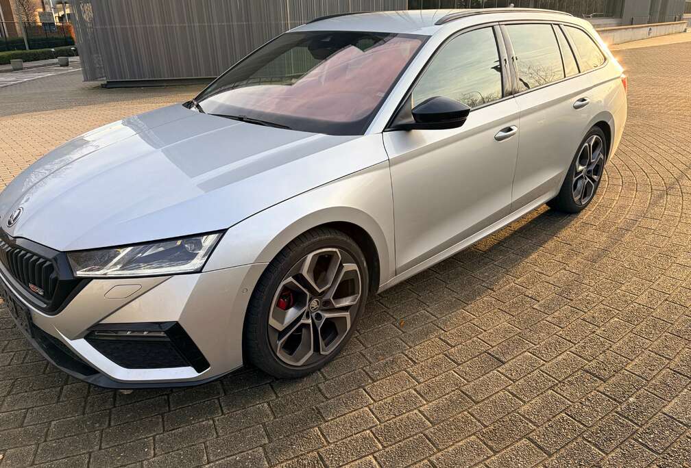 Skoda RS TDI/ALCANT/HUD/360/TVA/ EXPORT