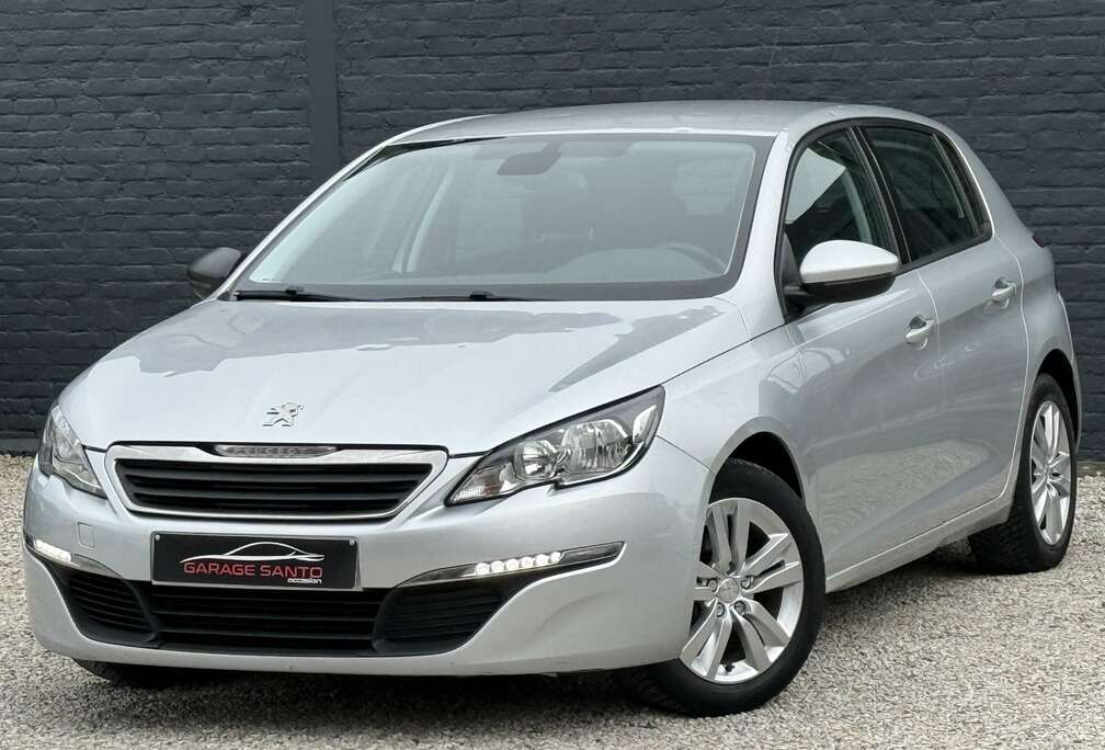 Peugeot 308 1.2i 110cv Active STT /Navi/Pdc/Led/Export-Marchand/