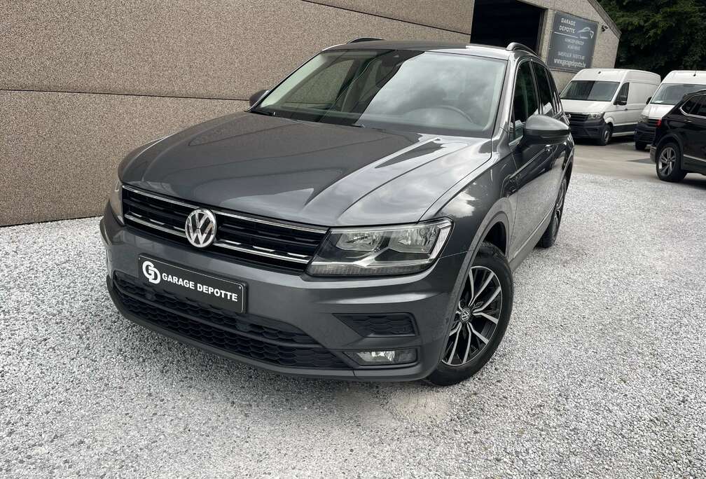 Volkswagen Tiguan 2.0 TDi 85kw cockpit