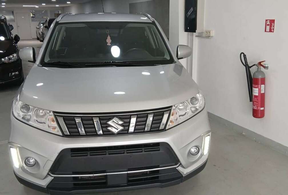 Suzuki 1.0 Turbo.    AUTOMATIQUE