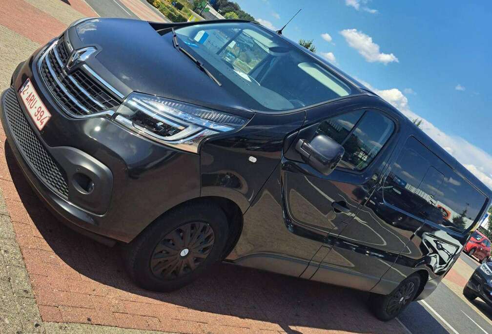 Renault 2.0 dCi 29 L2H1 Grand Confort EDC