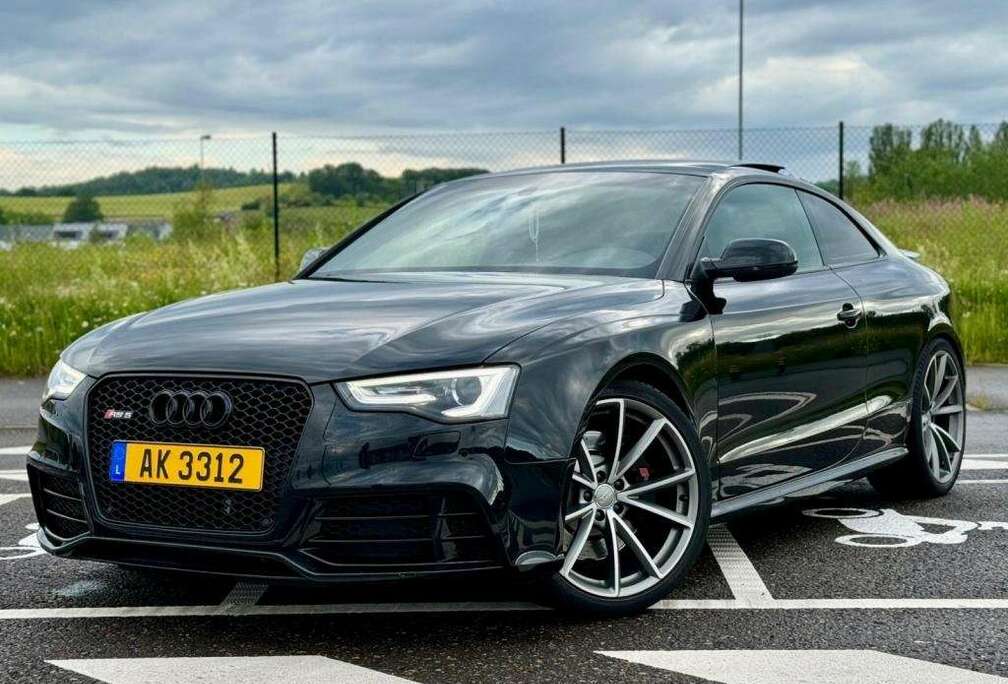 Audi RS5 4.2i V8 FSI Quattro RS5 S tronic