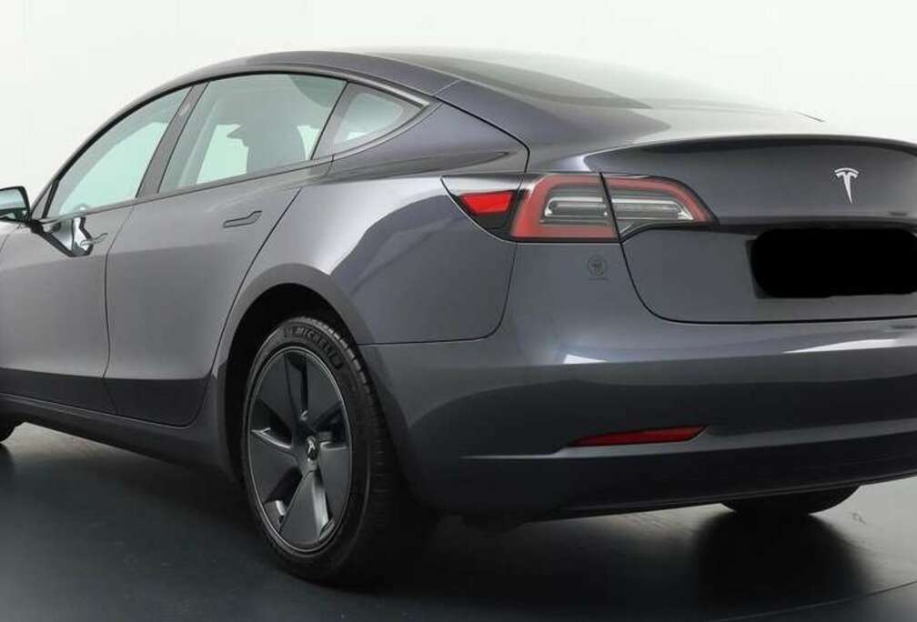 Tesla 78 kWh 3 Standard RWD Plus 60 kWh