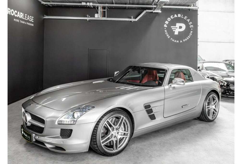 Mercedes-Benz SLS AMG/ 63 AMG COUPE/FLUGETURER/SERVICE MERCEDES