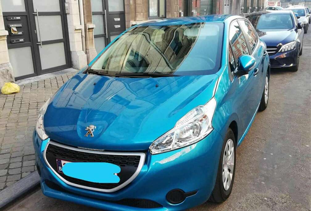 Peugeot 208 1.2i Active