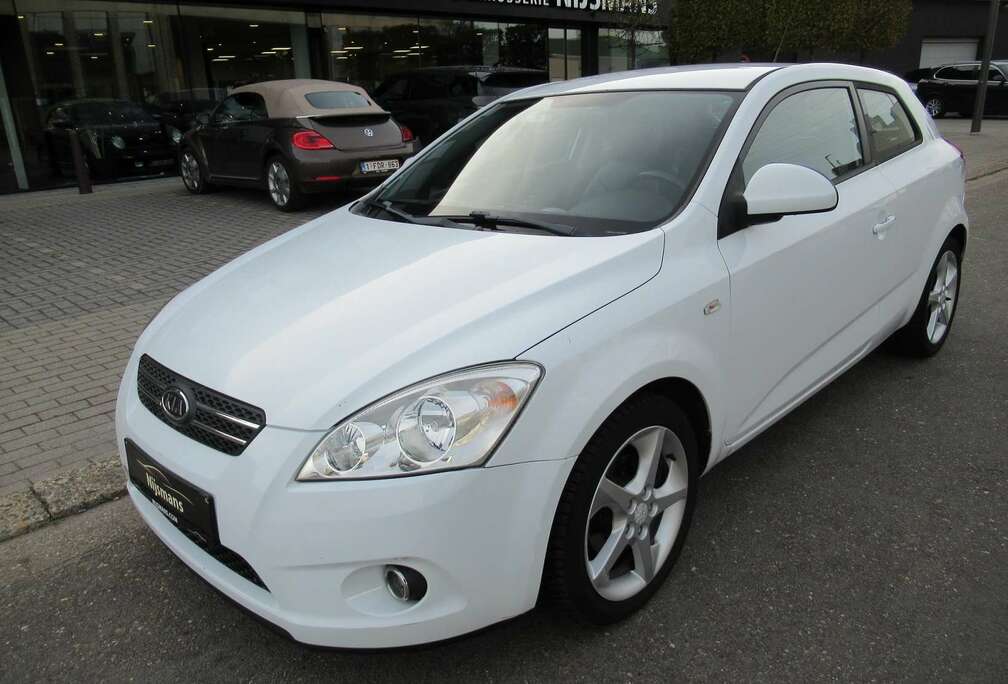 Kia Pro 1.4 CVVT GL 3-deurs Benzine-Navi-RECHTSTREEKS