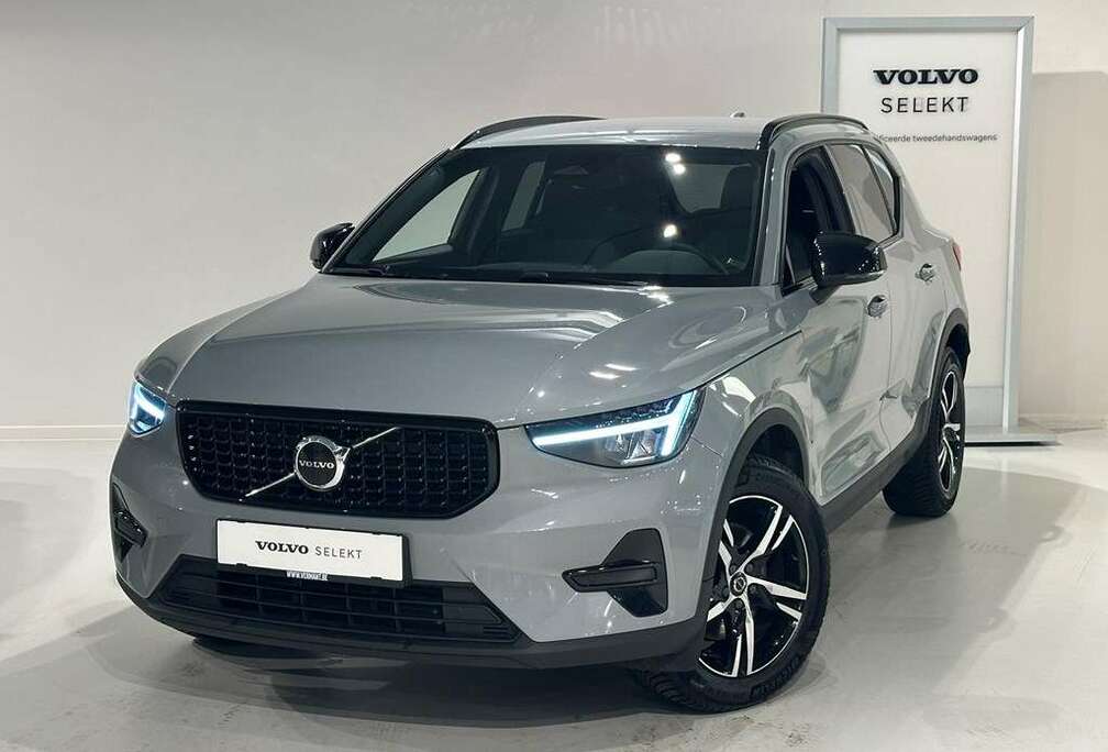 Volvo B3 Mild Hybride Dark Plus