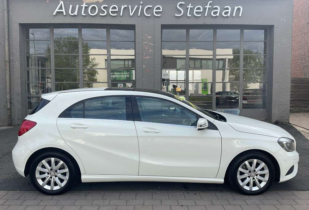 Mercedes-Benz **FULL OPTION**NIEUWSTAAT**4 MATIC**
