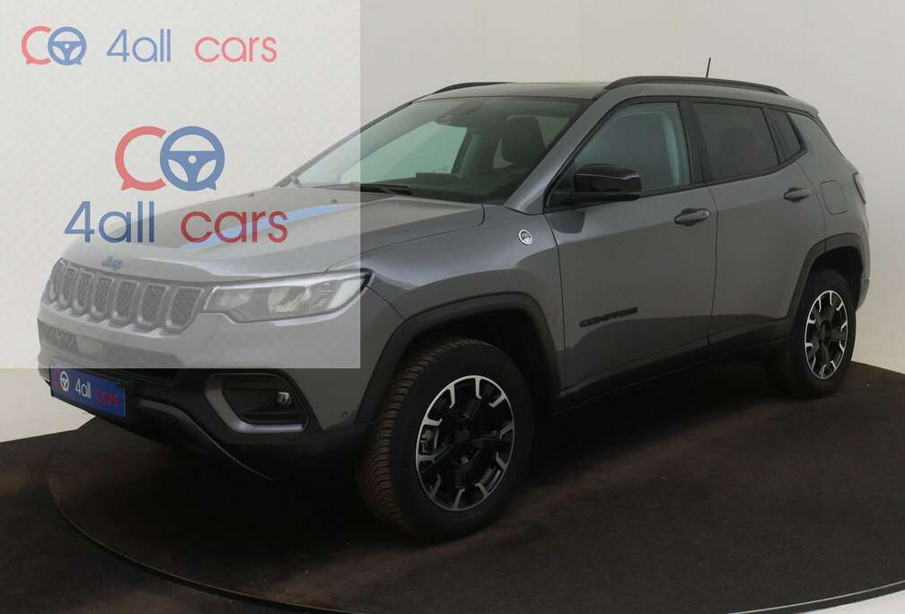 Jeep 3360 Trailhawk PHEV-4xe ACC Pano Leder Navi Cam-A+FSC2 PDC-V+A  1.3TurboT4  240pk DCT6