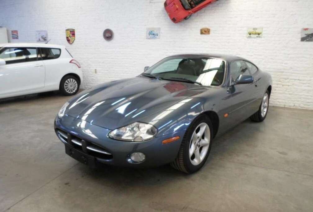 Jaguar 4.0i V8 32v  //  Prête a immatriculer