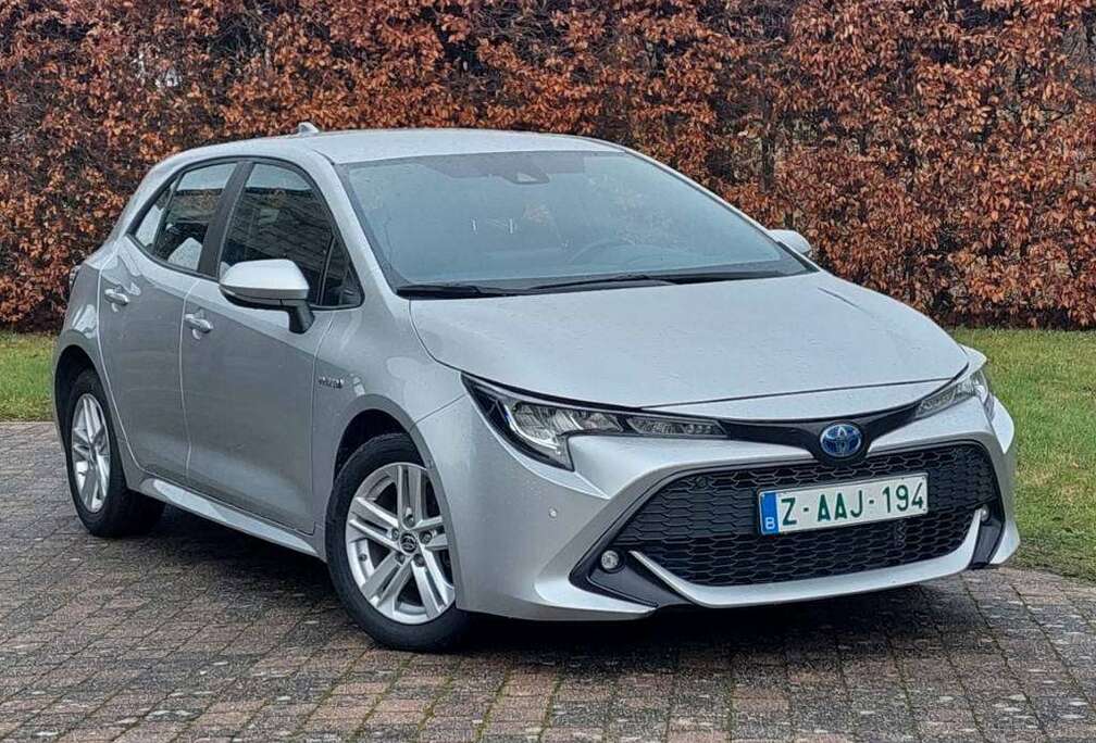 Toyota 1,8 Hybrid CVT - navi  camera  cruise control  ...
