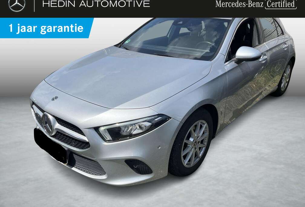 Mercedes-Benz Hatchback Luxury Line  Verwarmde Zetels  Widescr