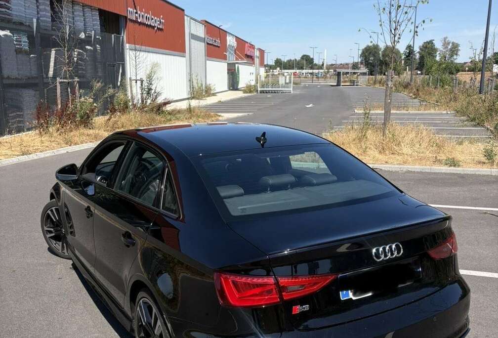 Audi Sedan 2.0 TFSI 300 Quattro S-Tronic 6