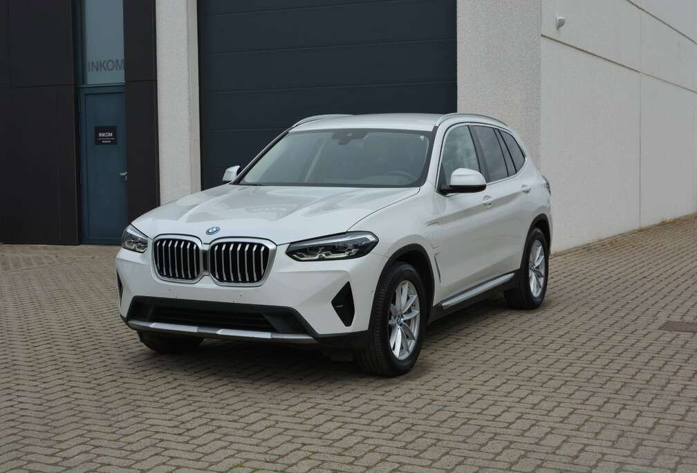 BMW xDrive30e PHEV 292Pk Facelift Navi/Cam/Trekhaak/2023