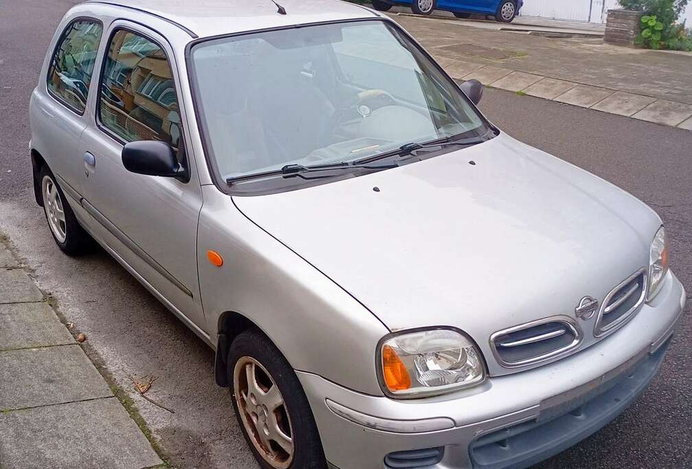 Nissan 1.0I