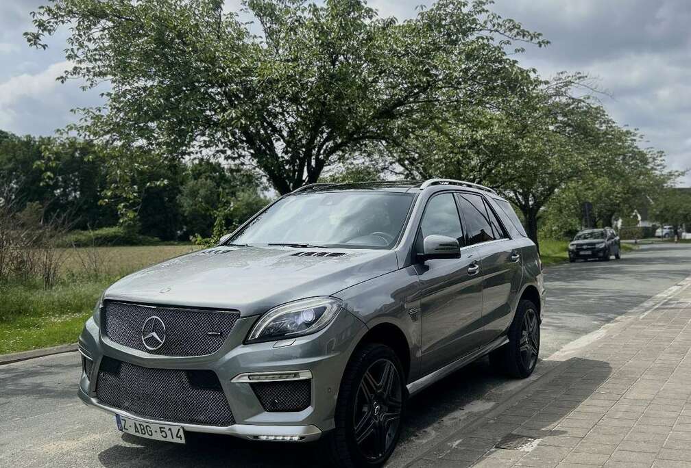 Mercedes-Benz AMG PERFORMANCE